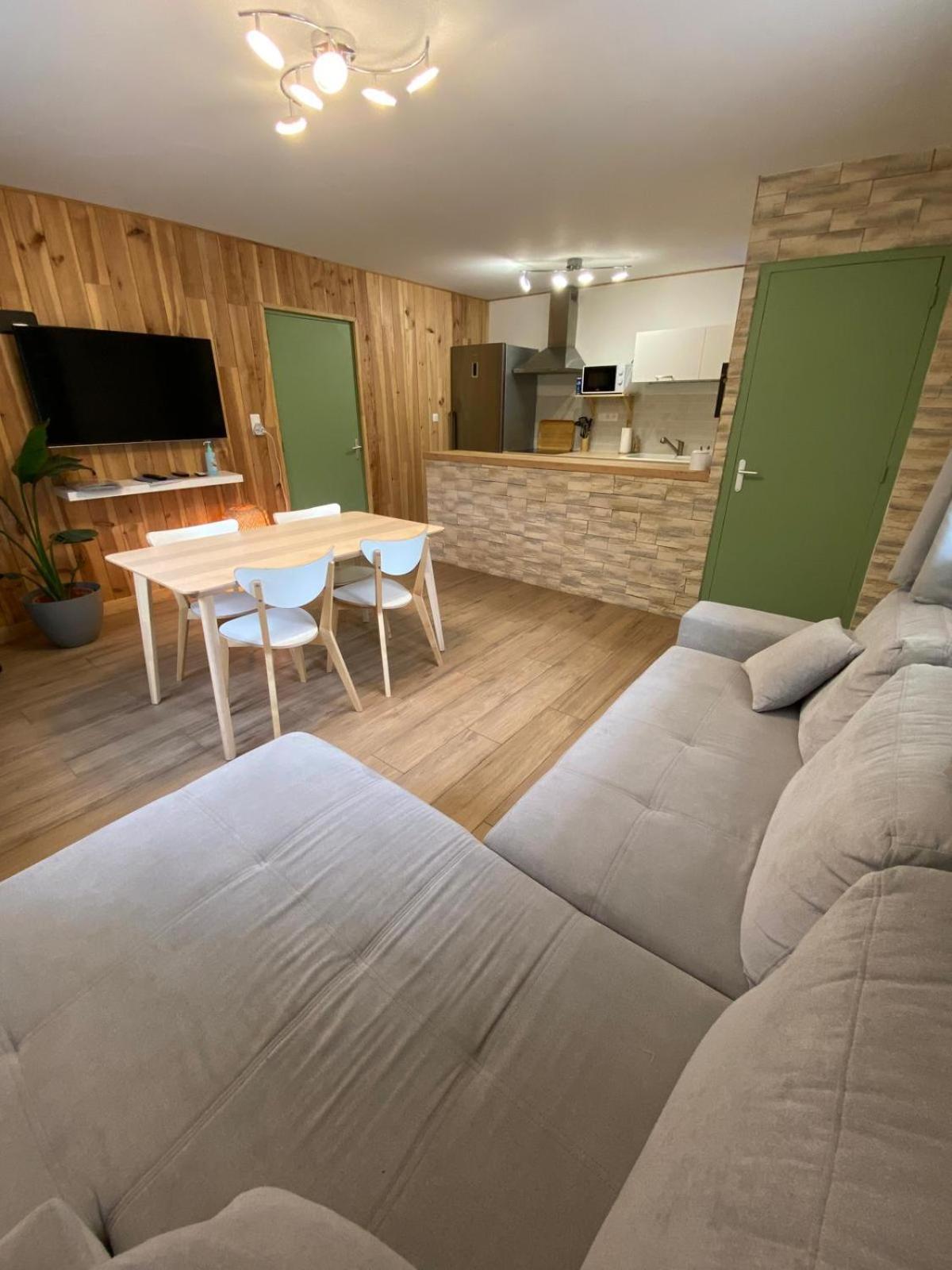 Petit Cocon Comme A La Maison Вилар-де-Лан Екстериор снимка