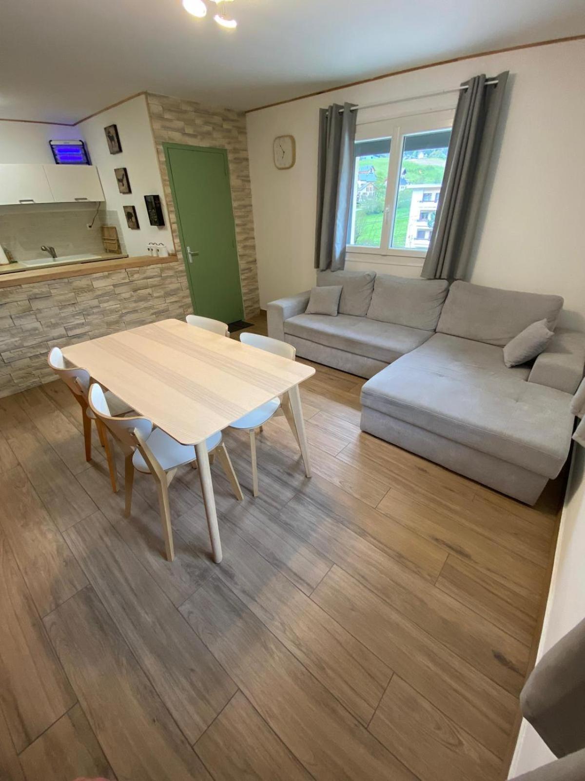 Petit Cocon Comme A La Maison Вилар-де-Лан Екстериор снимка
